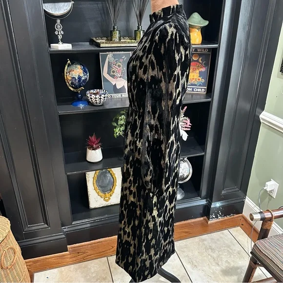 Pomander Place Gilly Dress – Size 4 – Black & Gold Metallic Velvet Burnout - Picture 5 of 12